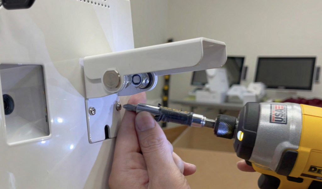 External bolts